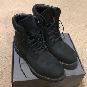 Men’s size 10 Timberland Boots